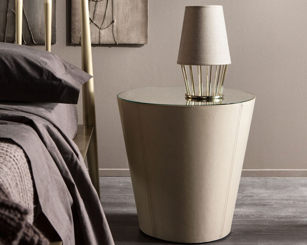 Nachtschränke, Nachttische, Schlafzimmer; Luxus Möbel
