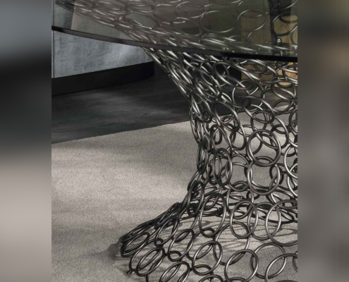 Design Esstisch, Cantori, Metallsockel Tisch